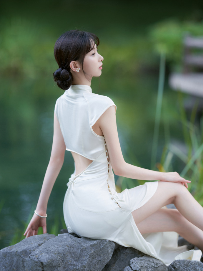 灰质 封面